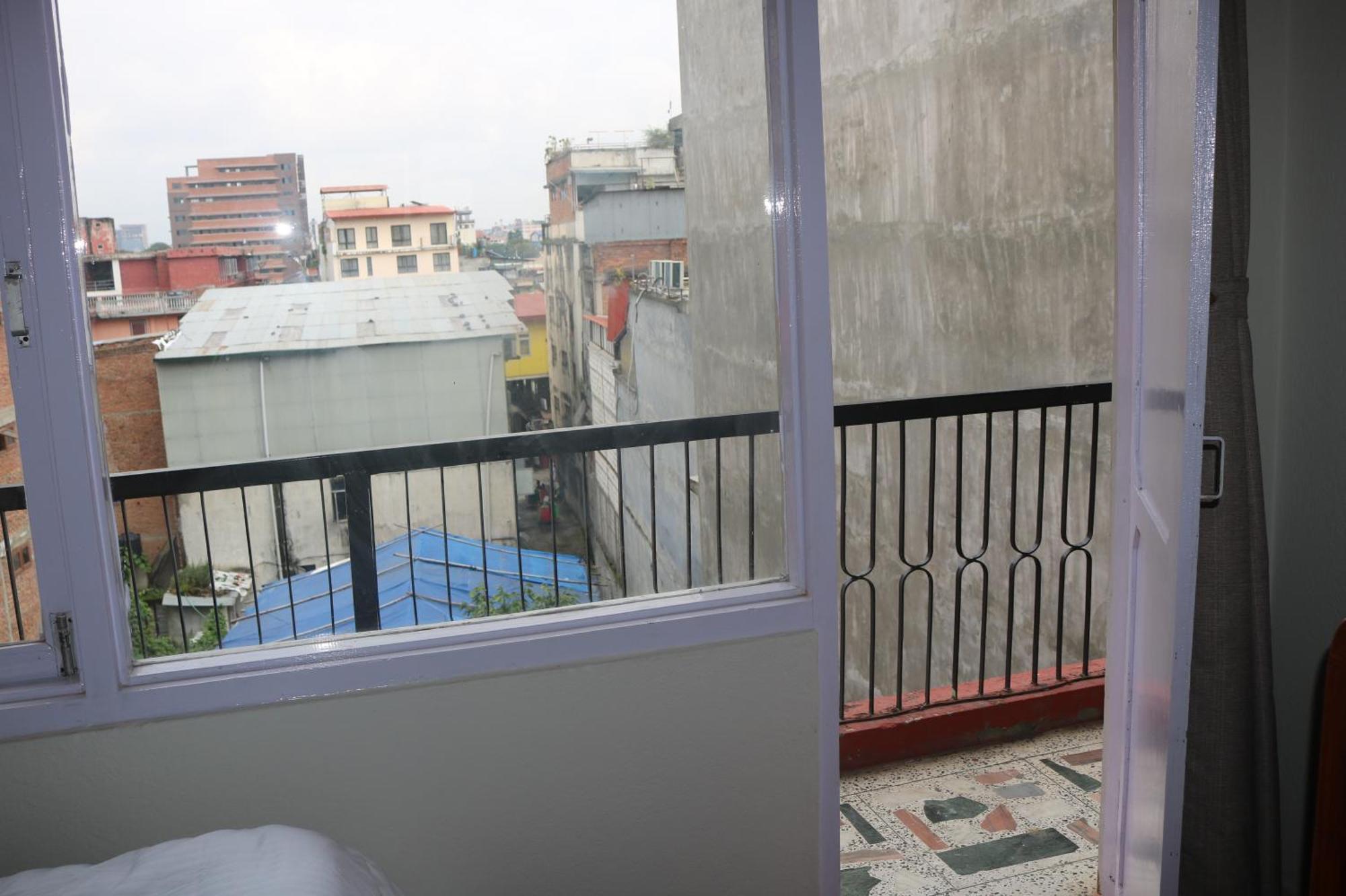 Om Tara Guest House Pvt Ltd Catmandu Exterior foto