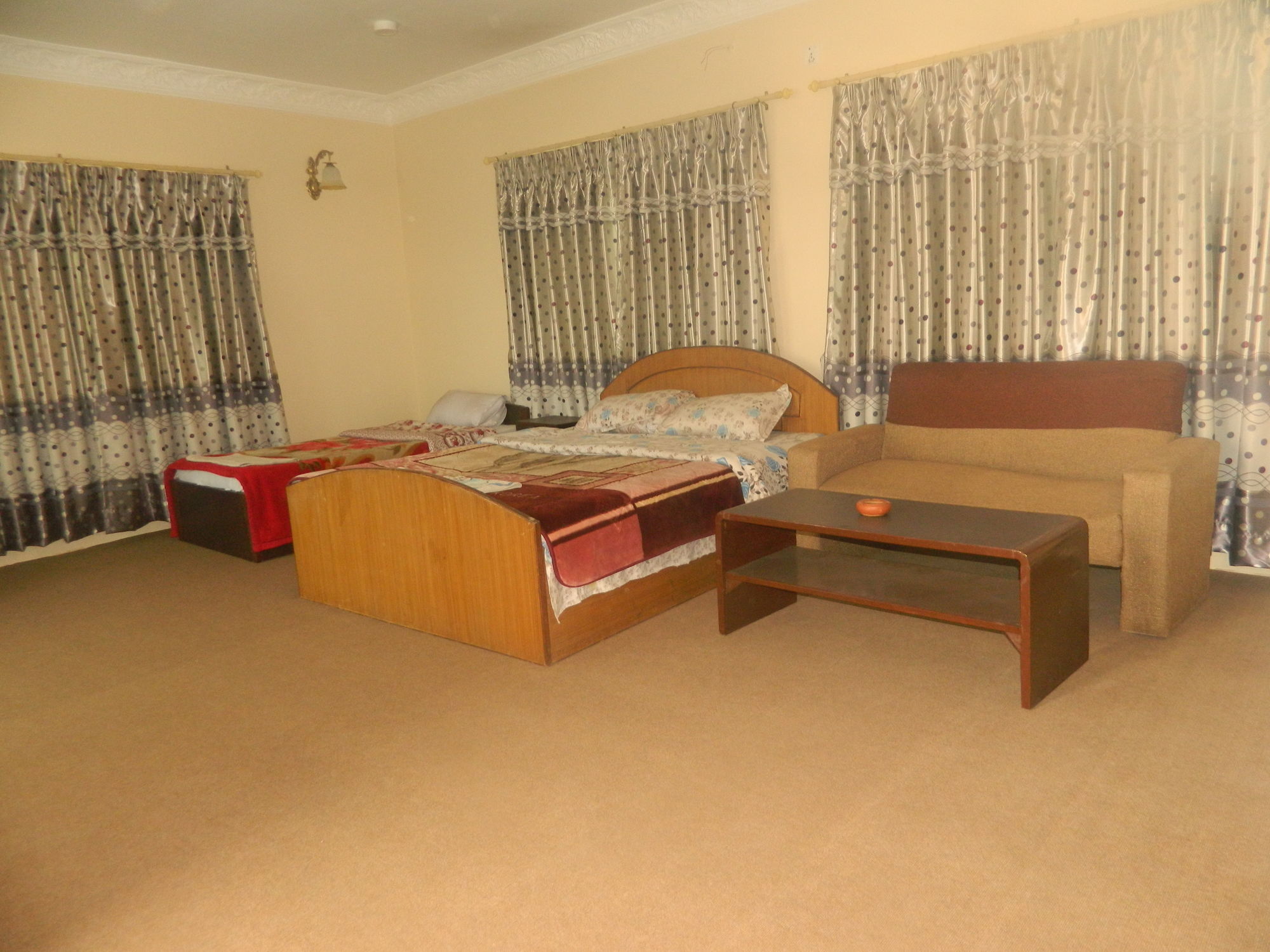 Om Tara Guest House Pvt Ltd Catmandu Exterior foto
