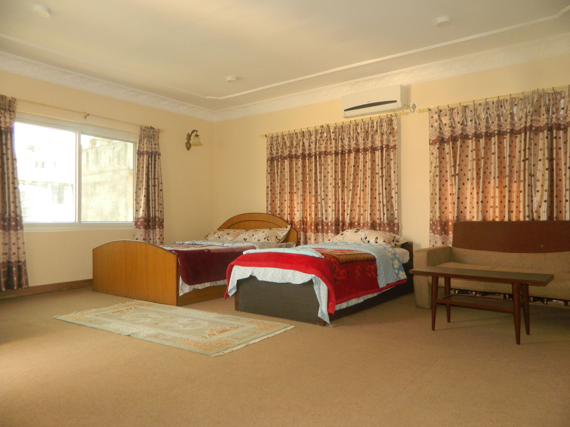 Om Tara Guest House Pvt Ltd Catmandu Exterior foto