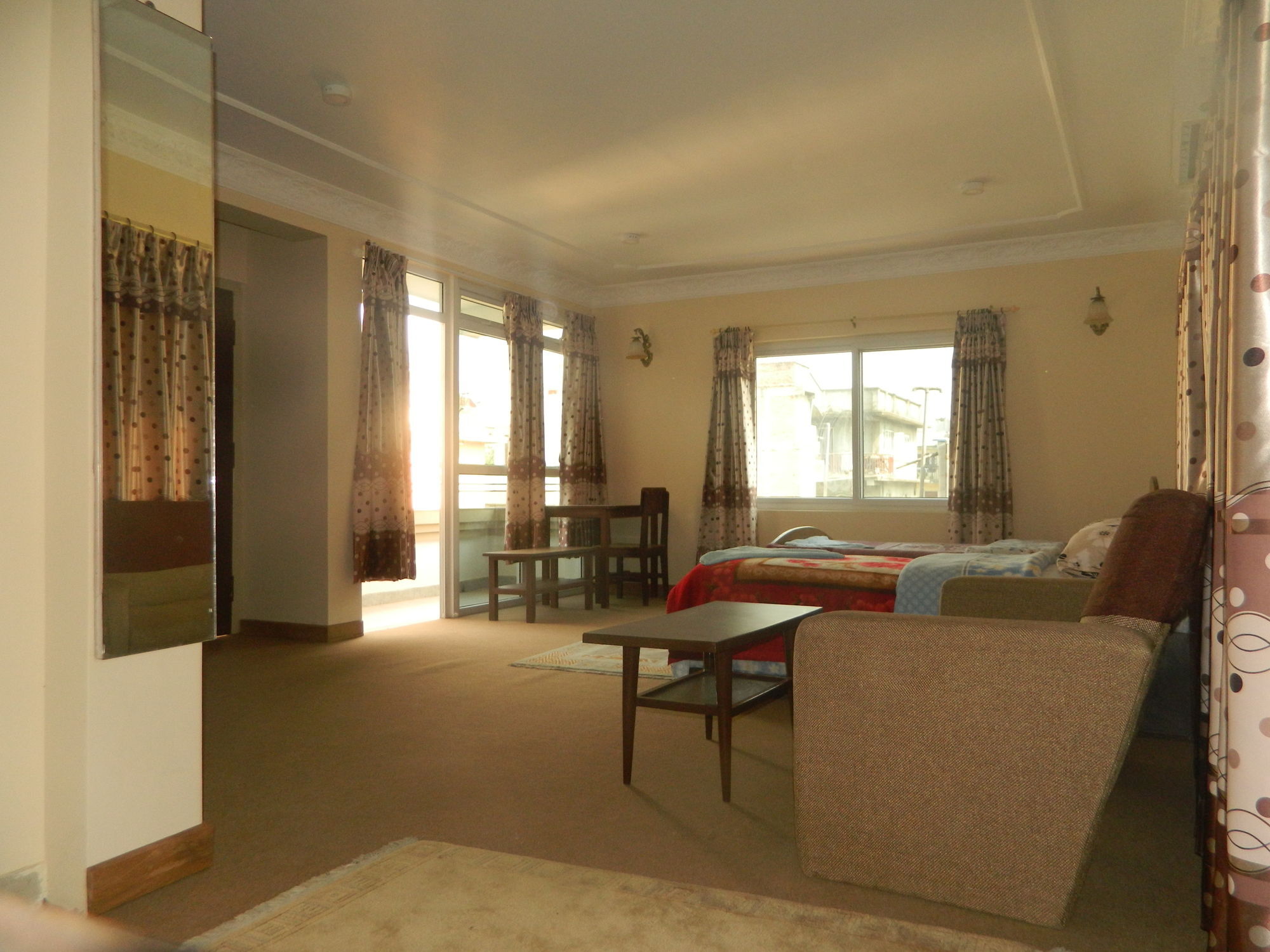Om Tara Guest House Pvt Ltd Catmandu Exterior foto