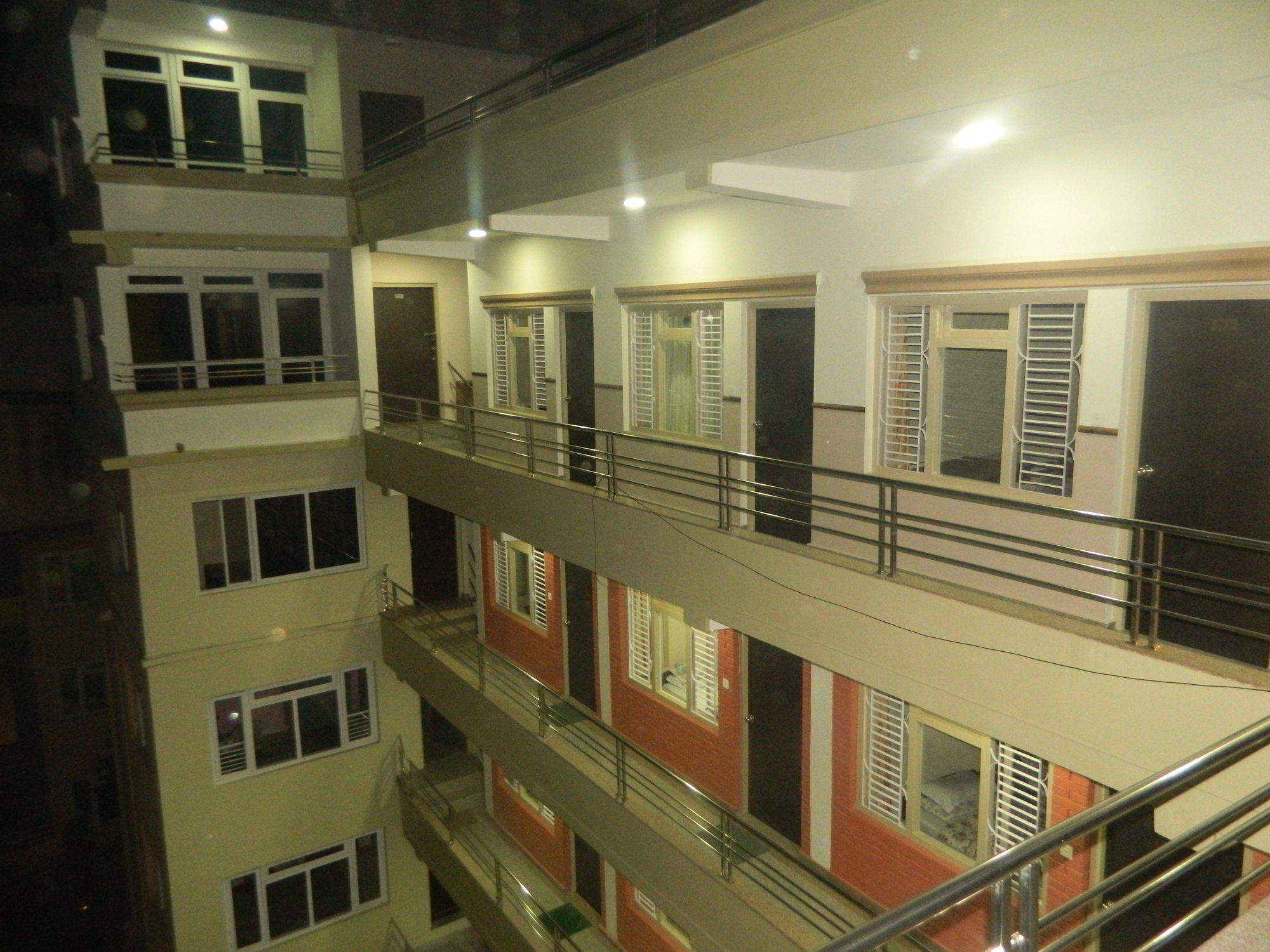 Om Tara Guest House Pvt Ltd Catmandu Exterior foto
