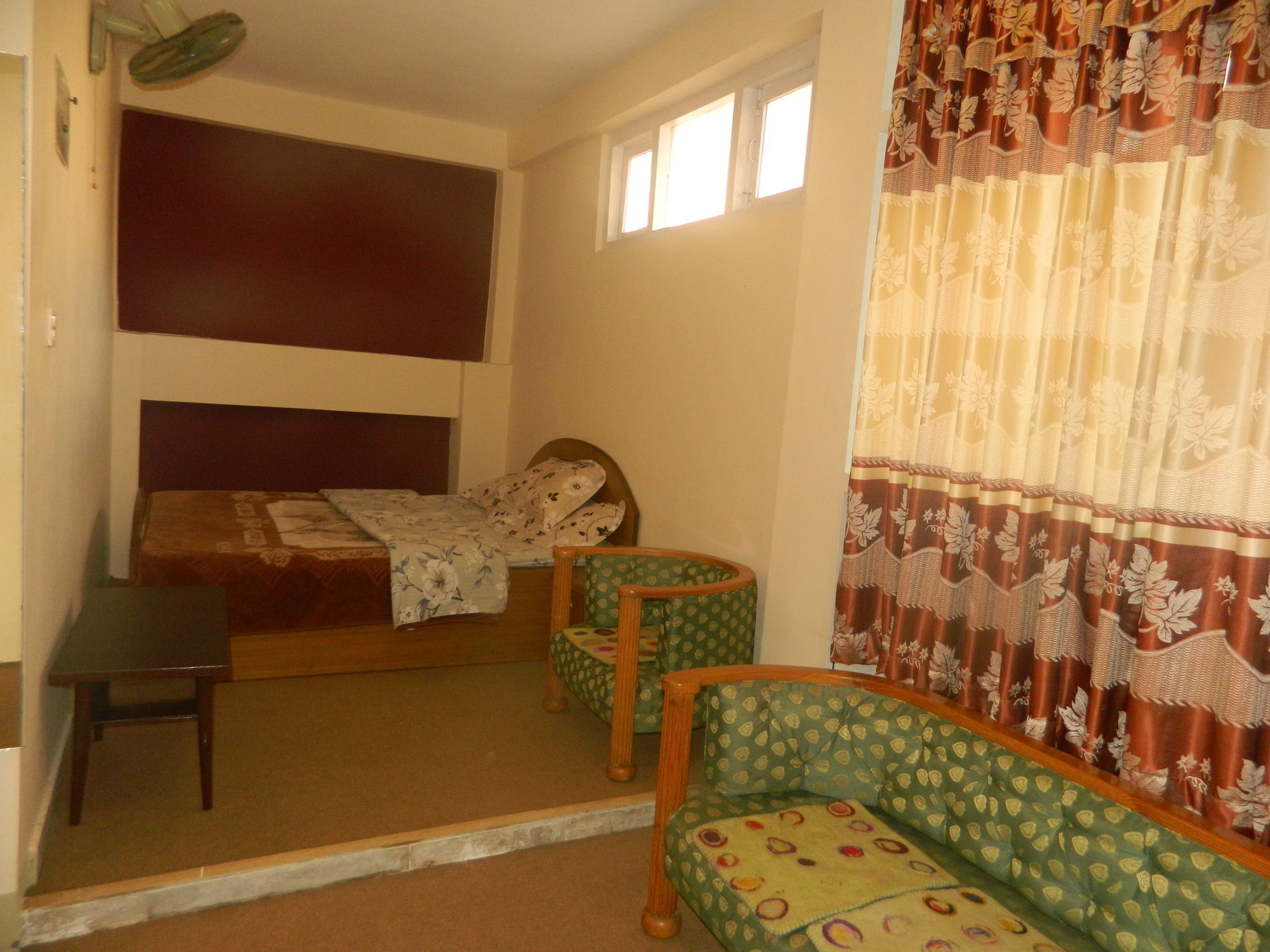 Om Tara Guest House Pvt Ltd Catmandu Exterior foto